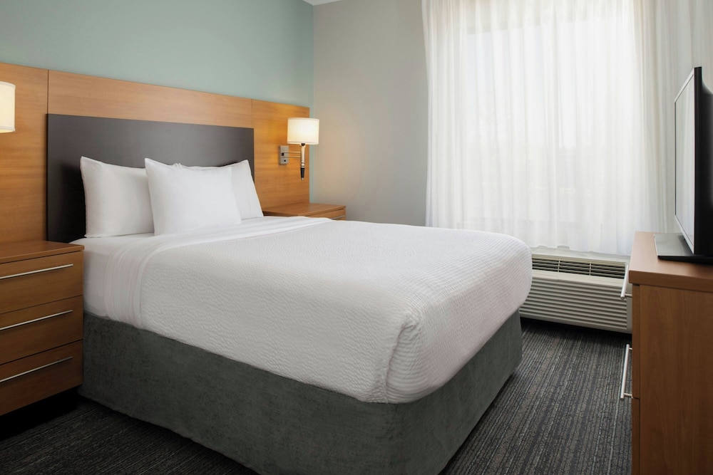 TownePlace Suites Jackson Ridgeland Township at Colony Park - photo 9