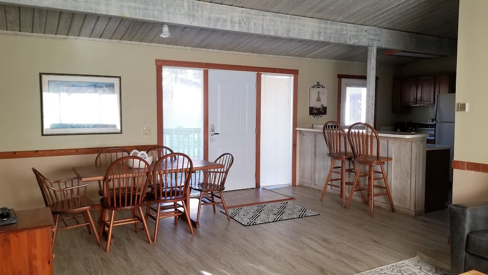 Carmel Valley Lodge and Resort - photo 15