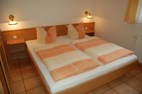 Appartementhäuser am Gothensee — 4-Star Luxury Hotel in Seebad Bansin, Germany