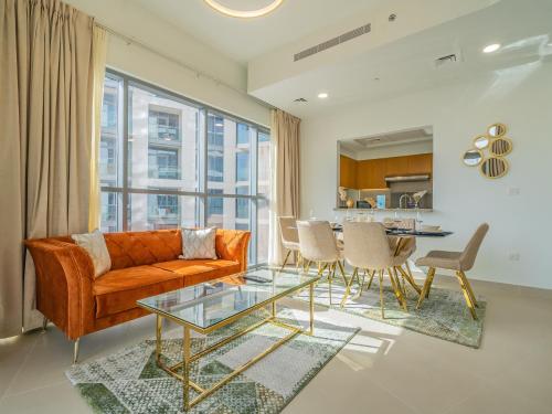 Glamorous Apartment Facing Burj Khalifa — 4-Star Luxury Hotel in Dubai, United Arab Emirates
