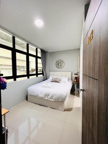 Luna hotel - last minute hotel in Unknown City