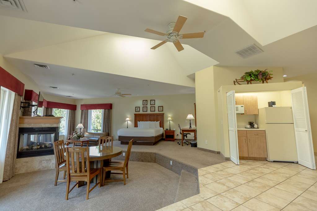 Best Western Lodge At River's Edge - photo 27