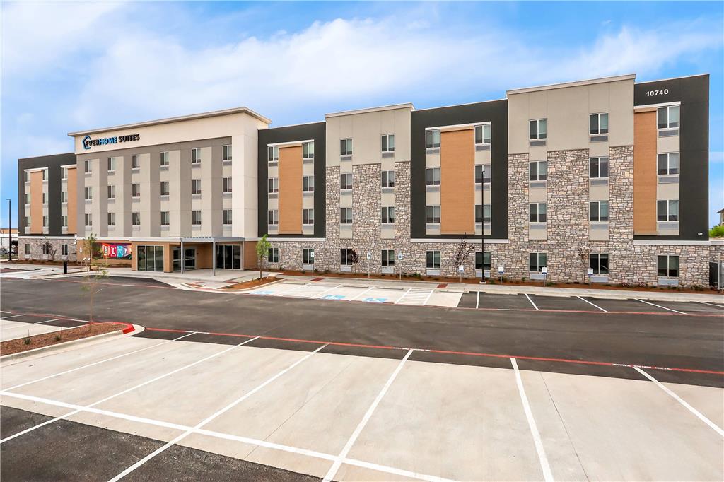 Everhome Suites El Paso Airport Near Fort Bliss in El Paso, United States