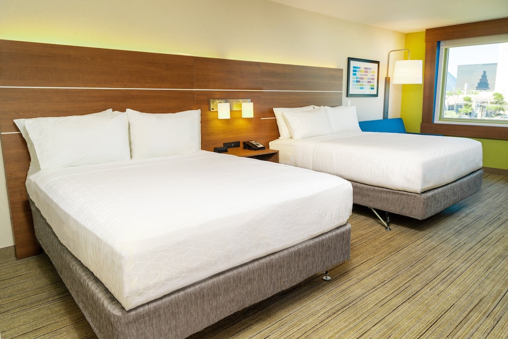 Holiday Inn Express & Suites Las Vegas E Tropicana by IHG - photo 10