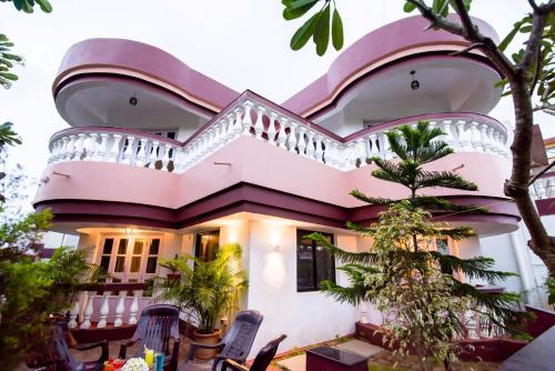'Golden Sunset' 3bhk beach villa — 4-Star Luxury Hotel in Benaulim, India