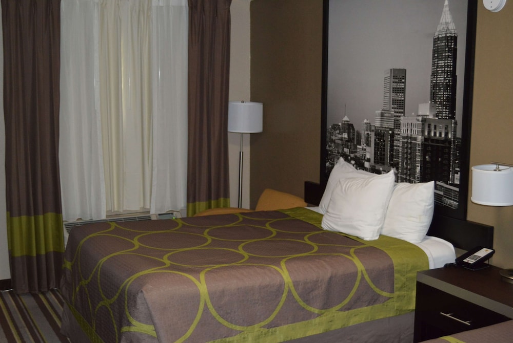 Super 8 by Wyndham Stockbridge - photo 14