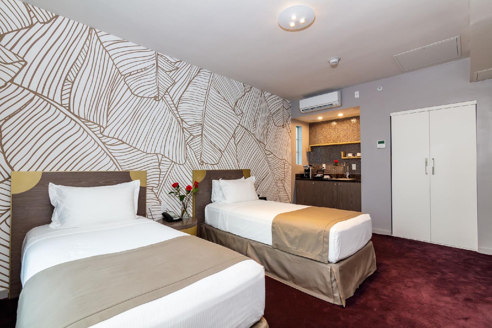 The L Hotel - photo 9