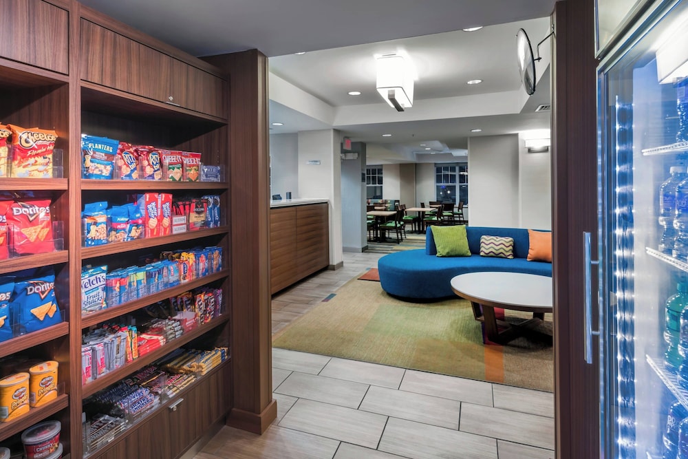 Fairfield Inn Kansas City Downtown Union Hill by Marriott - photo 18