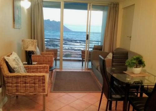 Oceanpearl 209 — 4-Star Luxury Hotel in Cape Town, South Africa