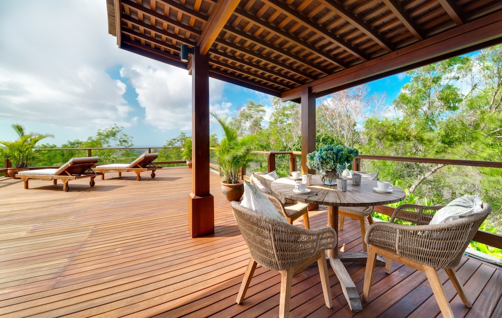 Villa Daana Uluwatu — 4-Star Luxury Hotel in Bali, Indonesia