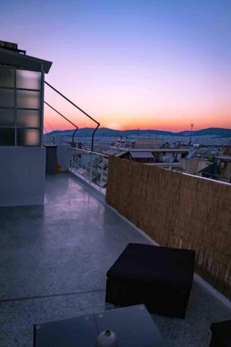 Cosy Penthhouse with Stunning View — 4-Star Luxury Hotel in Athens, Greece