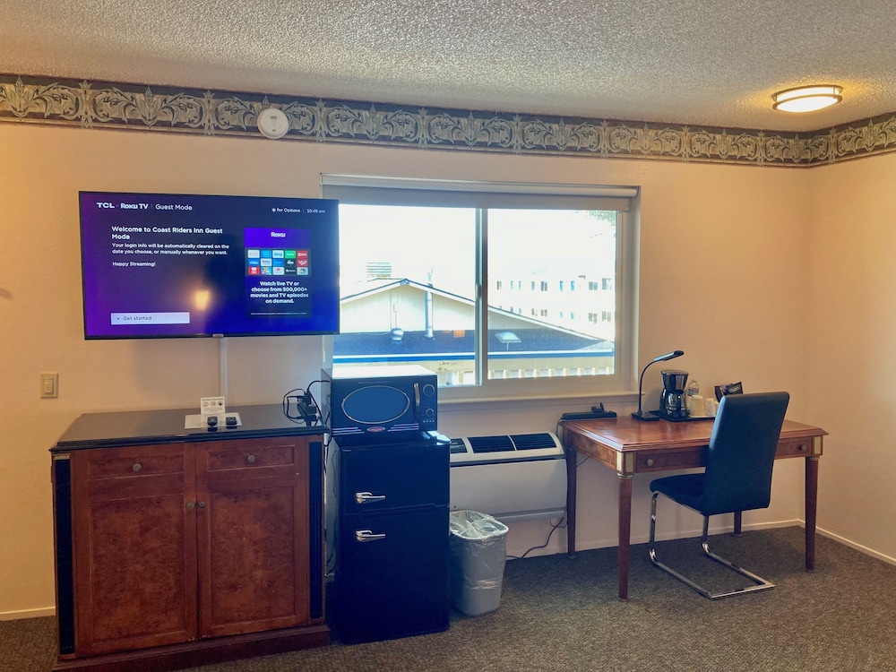 Coast Riders Inn - photo 43