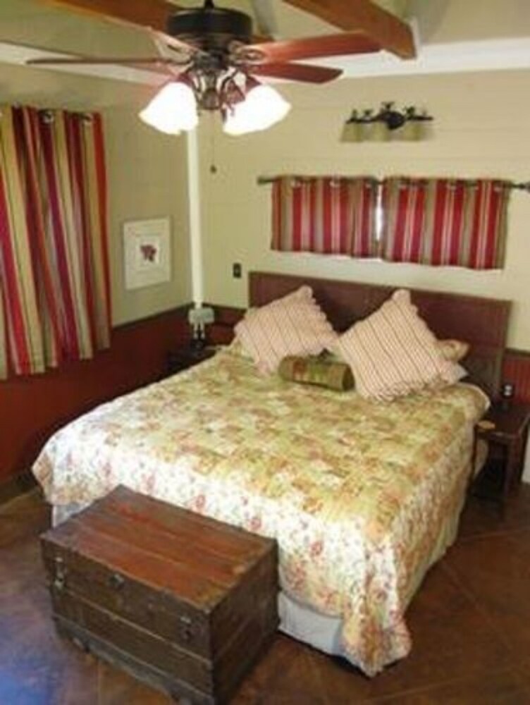Scenic Hill Retreat - photo 8
