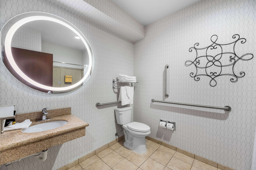 Best Western Plus Abbey Inn - photo 39