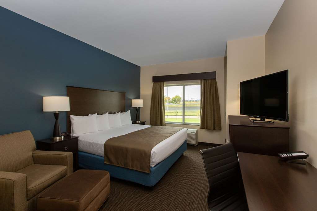 AmericInn by Wyndham Sioux Falls North - photo 7