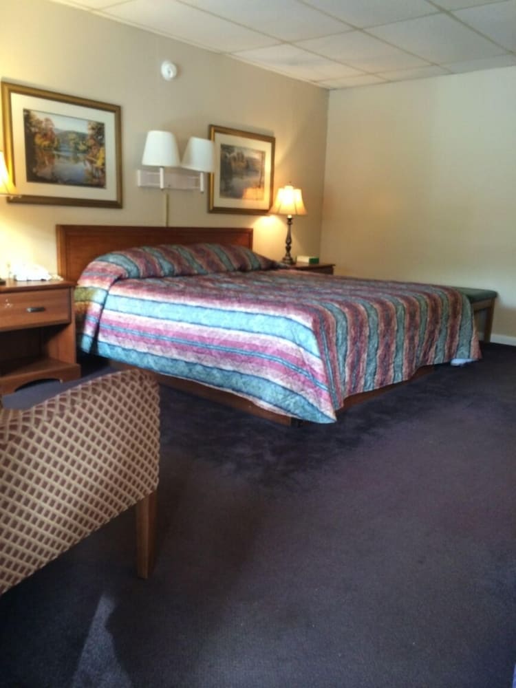 Drama Inn - photo 11
