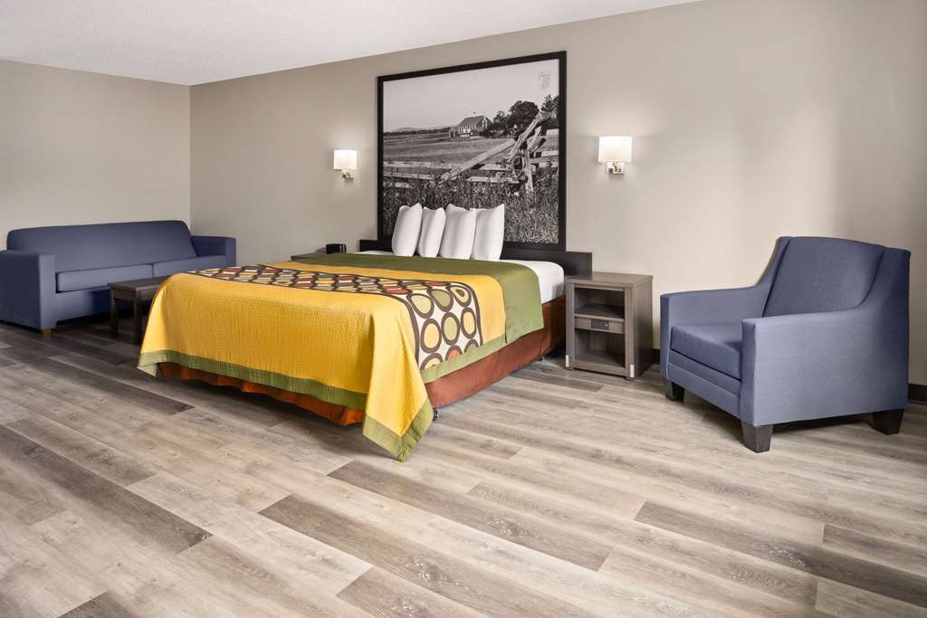 Super 8 by Wyndham Burnham Lewistown - photo 23