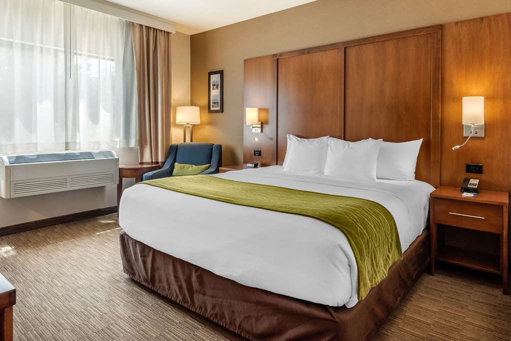 Comfort Inn Ellsworth Bar Harbor - photo 7