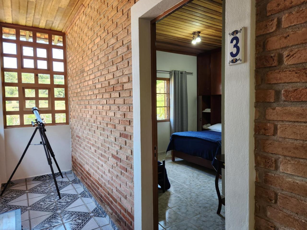 Pousada Pedacinho do ceu suite Izah in Cunha, Brasil