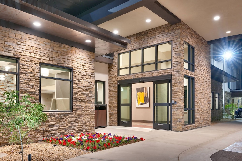 Residence Inn by Marriott Phoenix West Avondale - photo 42