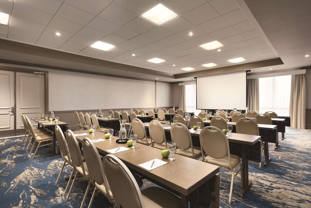 Embassy Suites by Hilton Brea North Orange County - photo 33