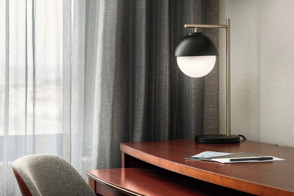Courtyard by Marriott St. Petersburg Downtown - photo 9