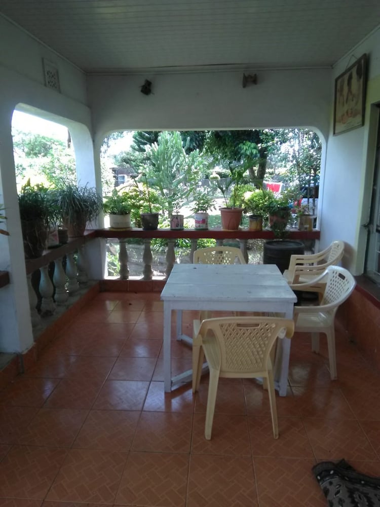 Victoria Court — hotel in Bondo