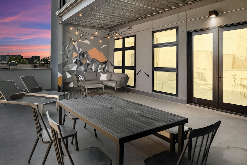 Rino Art Lofts Urban Cowboy Loft with Skyline Views Denver - photo 18