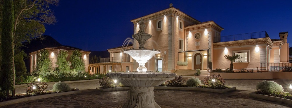 Tenuta Esdra - carbon neutral hotel in Pontecorvo