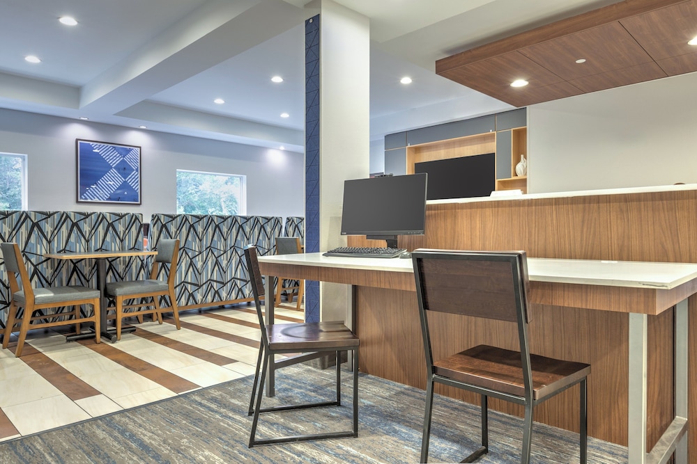 Holiday Inn Express Hotel & Suites Dallas Grand Prairie I 20 by IHG - photo 38