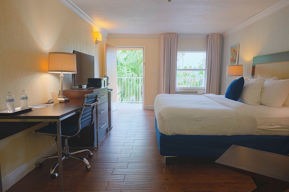Fairway Inn Florida City Homestead Everglades - photo 42