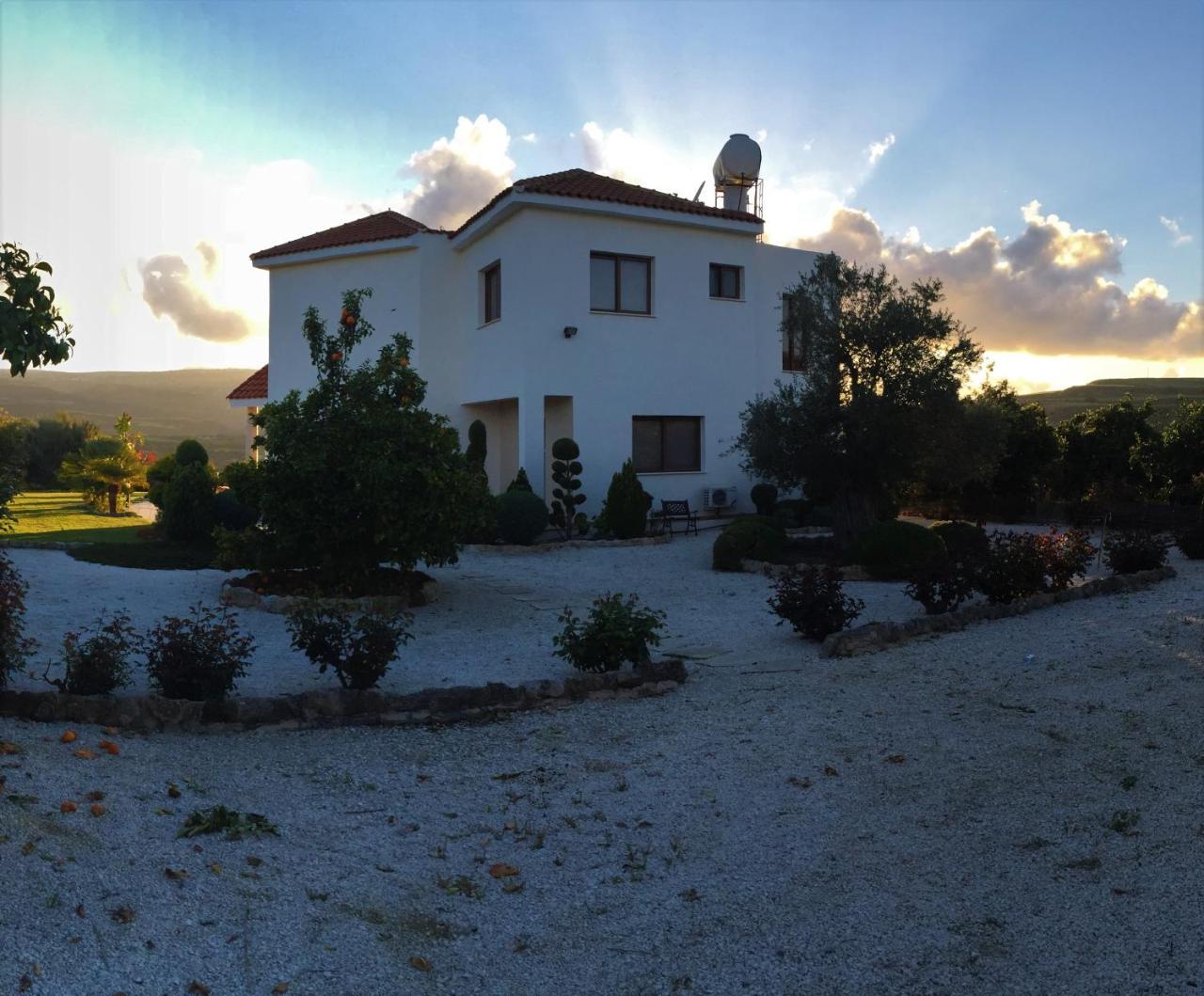 Golden Valley Villa