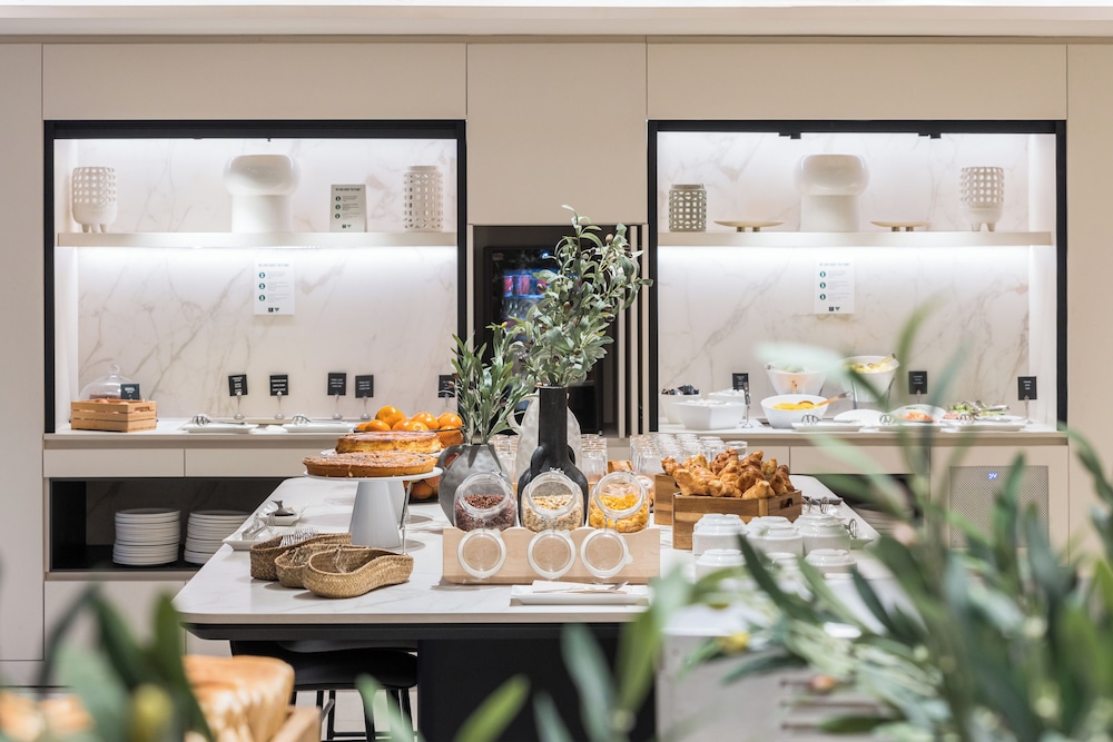 מזון ומשקאות