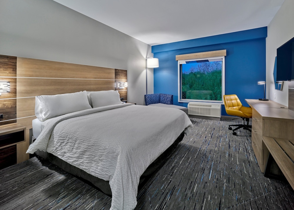 Holiday Inn Express Huntsville Space Center by IHG - photo 5