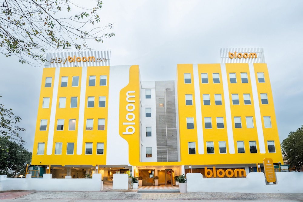 Bloom Hotel Medicity Gurugram Near Medanta Hospital - carbon neutral hotel in Gurgaon