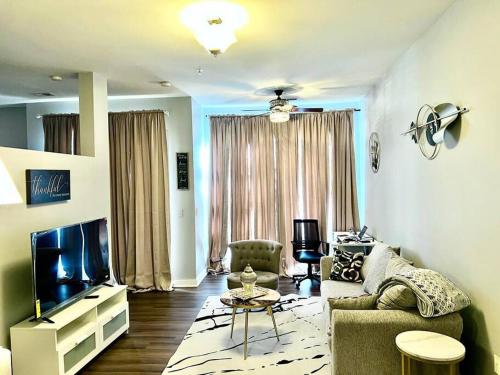 Beautiful Uptown Adventure Apartment — 4-Star Luxury Hotel in Charlotte, United States