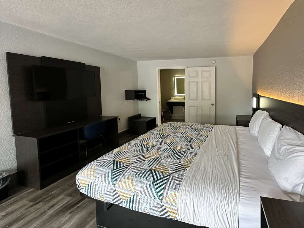 Motel 6 Spartanburg Sc Northwest Business 85 - photo 24