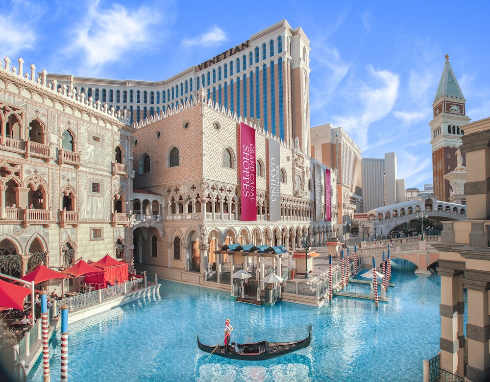 The Venetian Prestige Club Lounge - photo 106