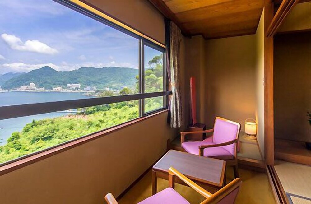 Hotel Yamadaya - carbon neutral hotel in Shimoda