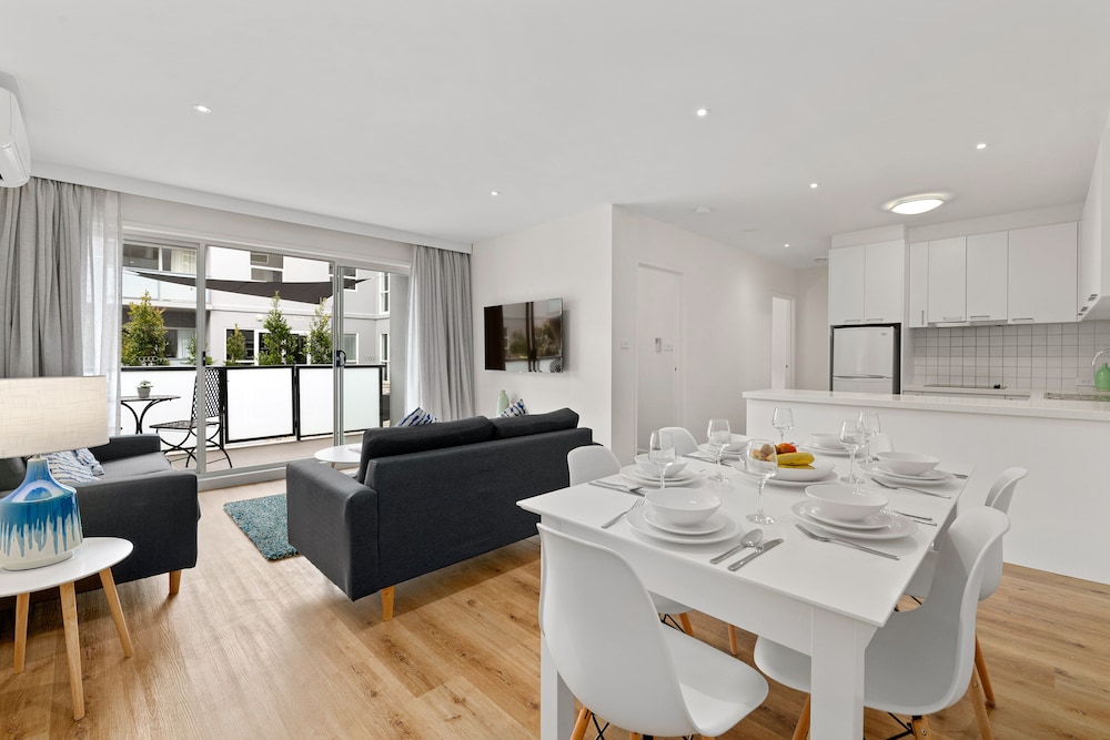 Punthill Burwood — 4-Star Luxury Hotel in Burwood, Australia