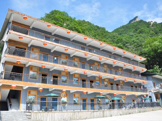 Laojieling Bishu Mountain Resort in Zijin, People's Republic of China