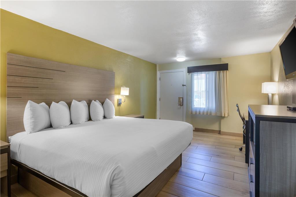 SureStay by Best Western Chambers Petrified Forest - photo 8