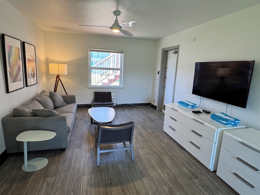 Rolo Beach Hotel - photo 105