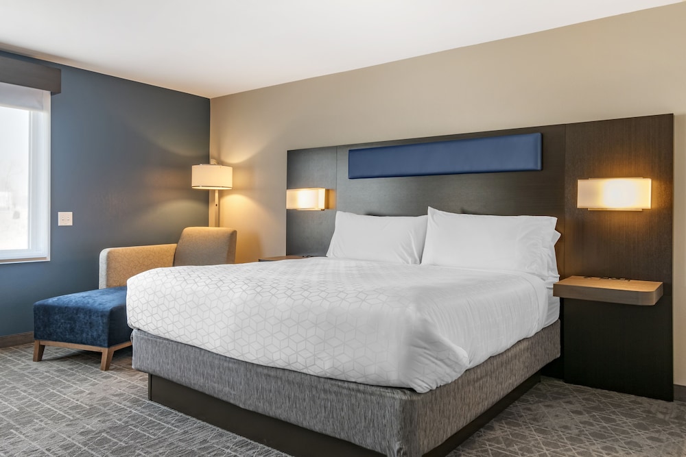 Holiday Inn Express & Suites Carlisle Southwest I 81 by IHG - photo 13