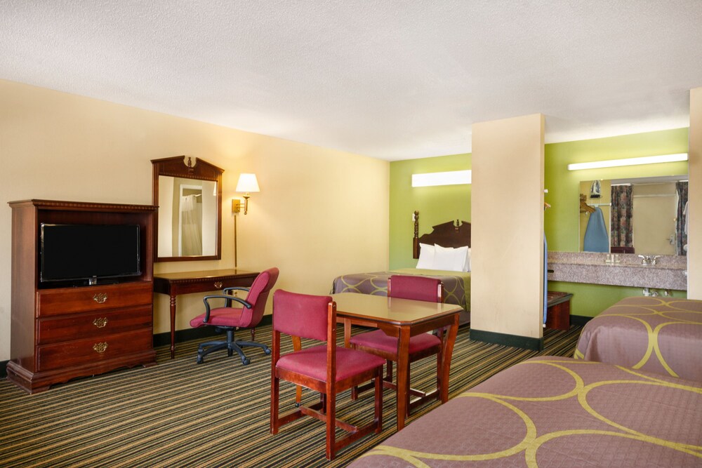 American INN of Orangeburg - photo 11