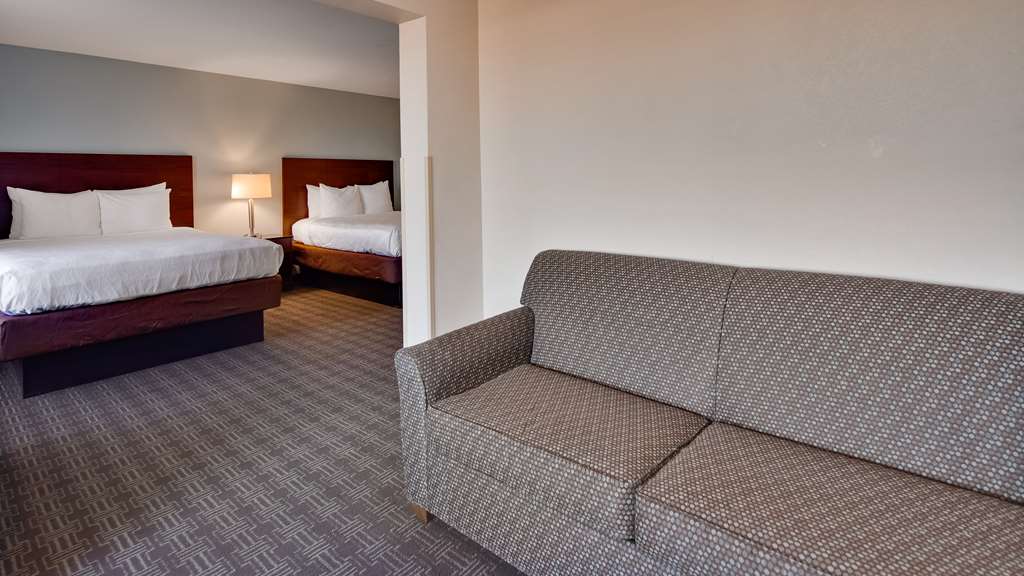 Best Western Plus Gateway Inn & Suites - photo 4