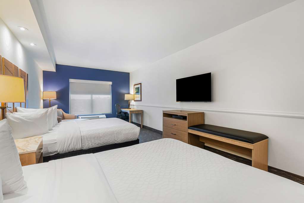 Best Western Plus Westgate Inn & Suites - photo 26