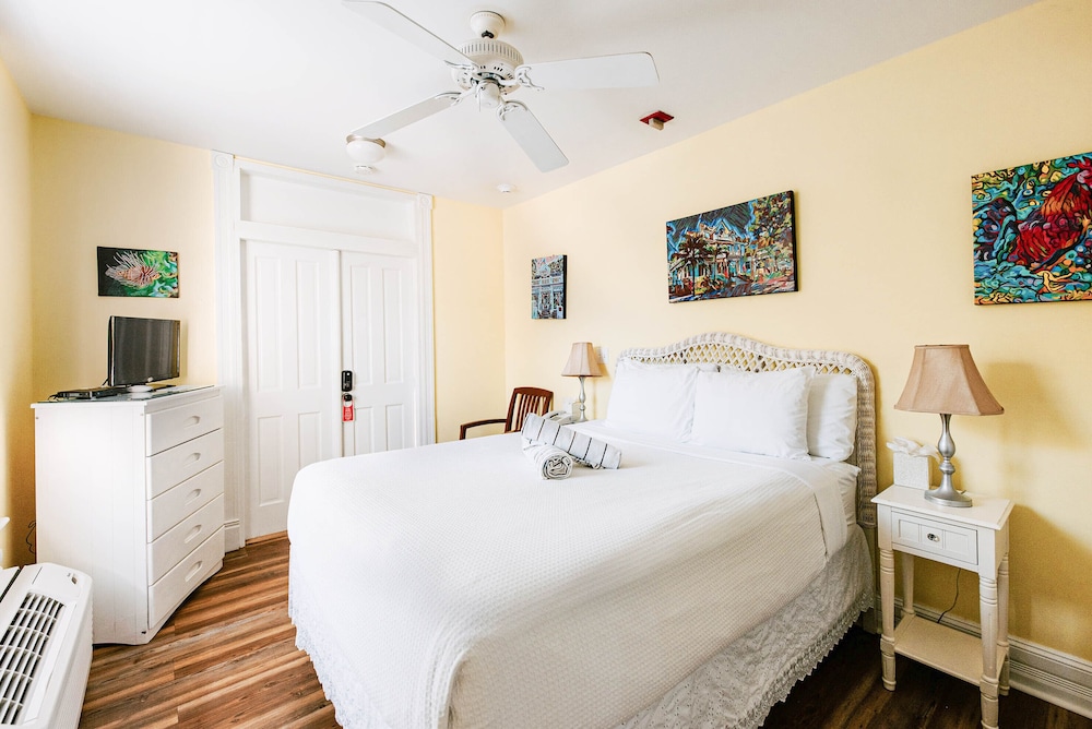 Amsterdam's Curry Mansion Inn - photo 29