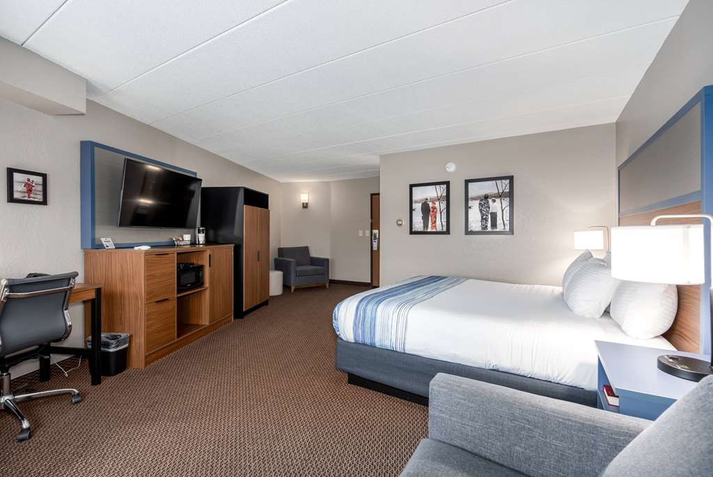 AmericInn by Wyndham New Richmond - photo 44