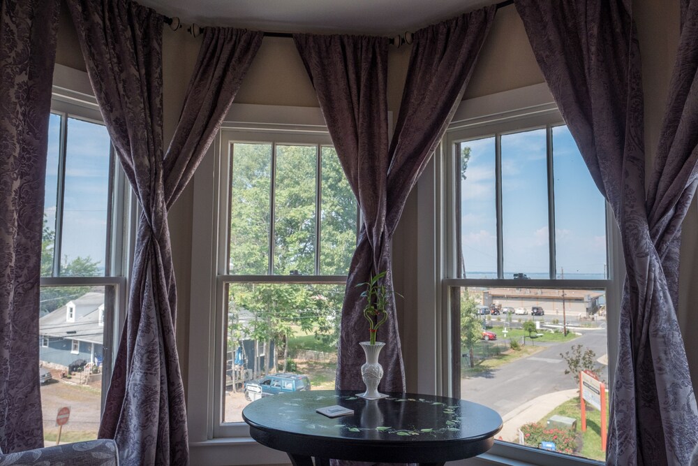 Dennison Street Inn Bed & Breakfast - photo 47